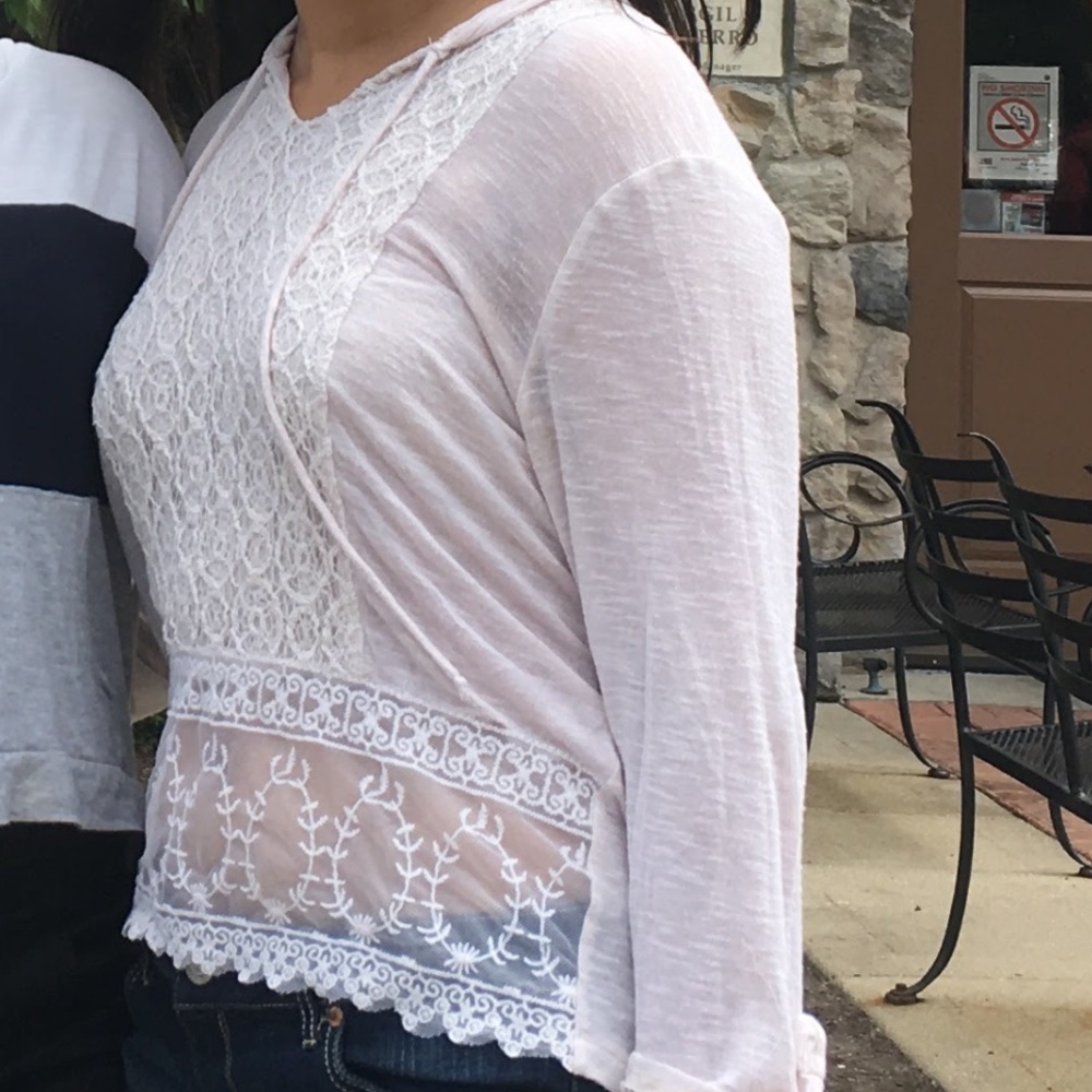 Beige knit shirt with mesh bottom